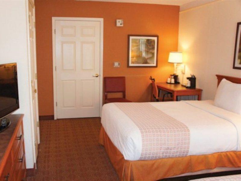 Baymont By Wyndham San Antonio South Park Hotel Kültér fotó